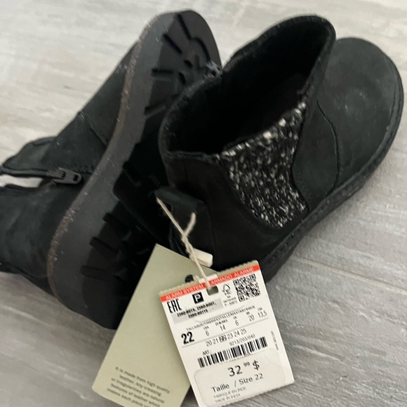 Zara Toddler Boot Size 6 - Picture 2 of 3